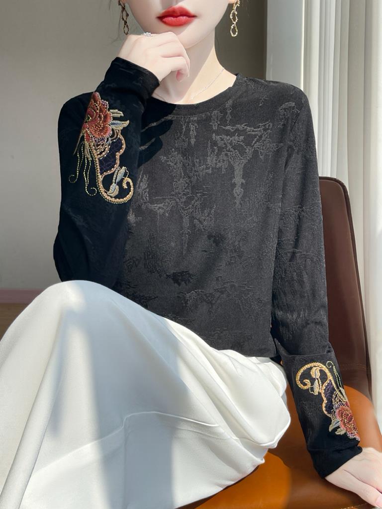 새로운 중국 스타일 라운드넥 자수 탑 여성 패셔너블 패 - Ethnic Fashion Wear 리뷰 및 가격